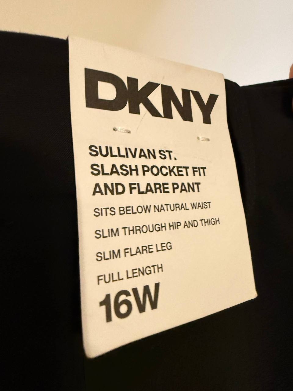 DKNY Modern Fit Flat‑Front Trousers – Size 16W – Black – NWT