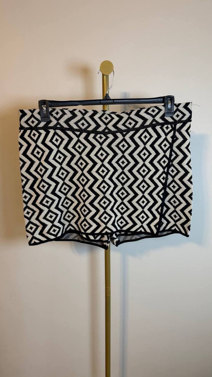 Nina Parker Plus Size Geo-Knit Wrap Skort Black/White 0X NWT $99