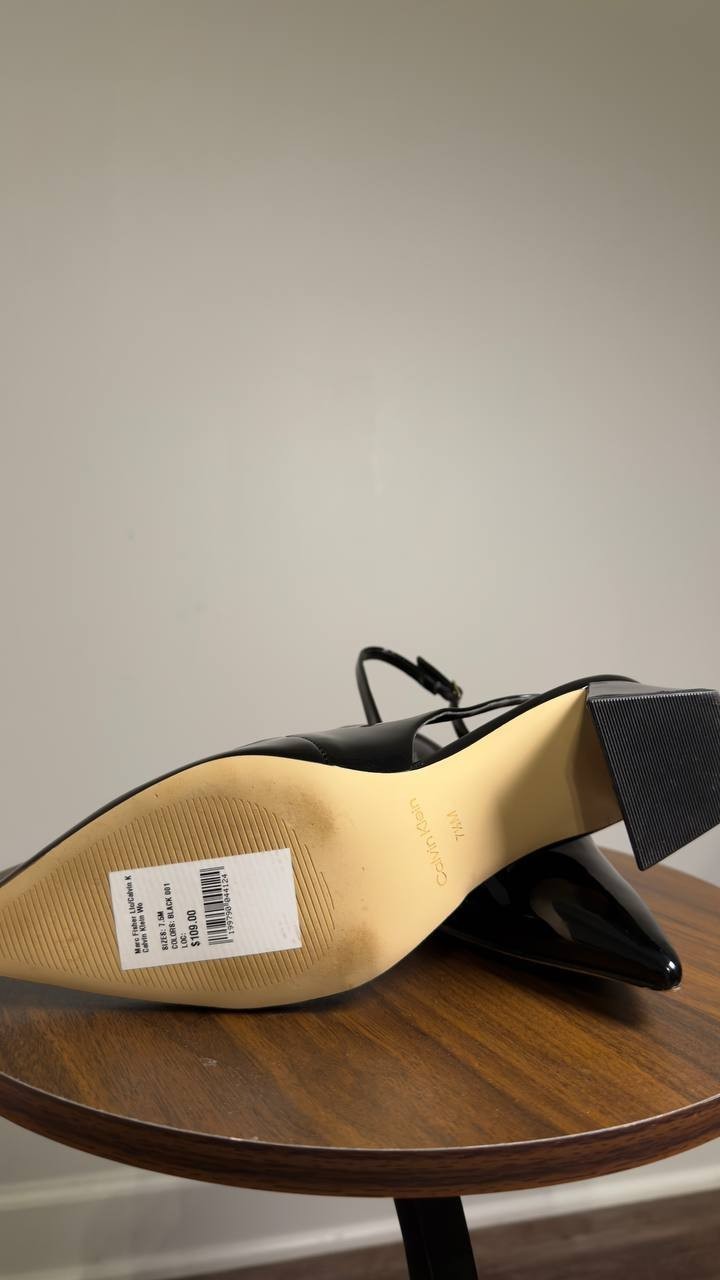 Calvin  Klein  Pointed  Toe  Pumps  Black  7.5M  New  $109
