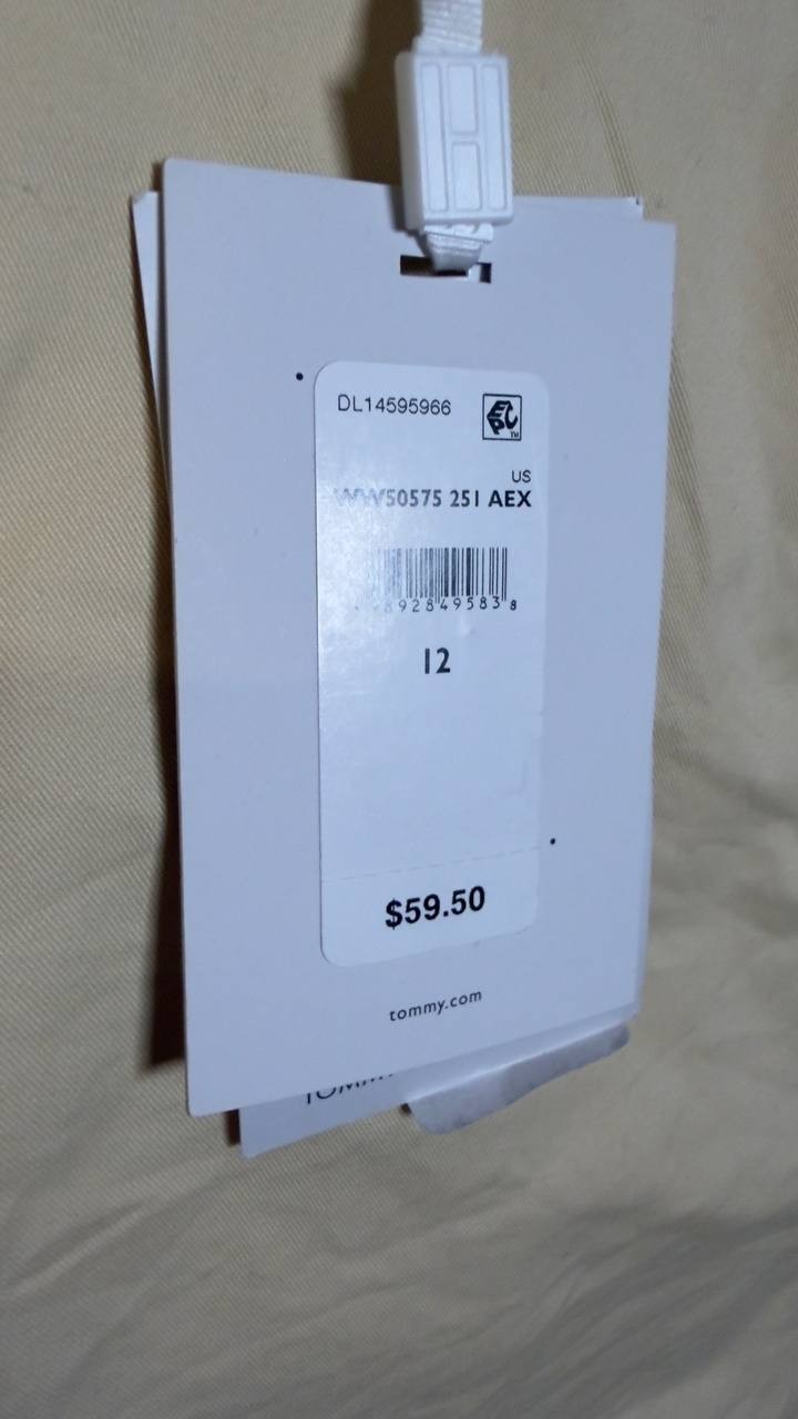 Tommy  Hilfiger  Women’s  Twill  Slim  Straight  Shorts  Beige  12  NWT  $59.50 