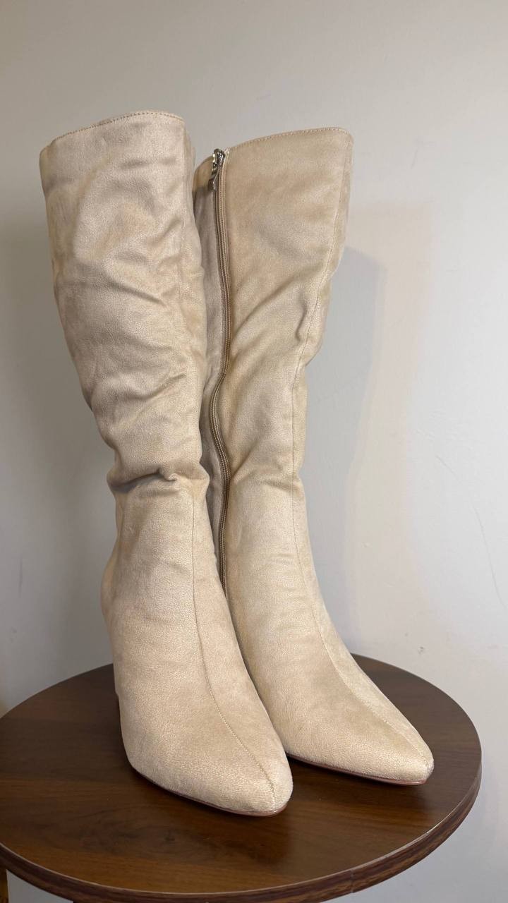 Journee Ameylia Boots 8.5M Bone Faux Suede Knee‑High NIB msrp$79.99