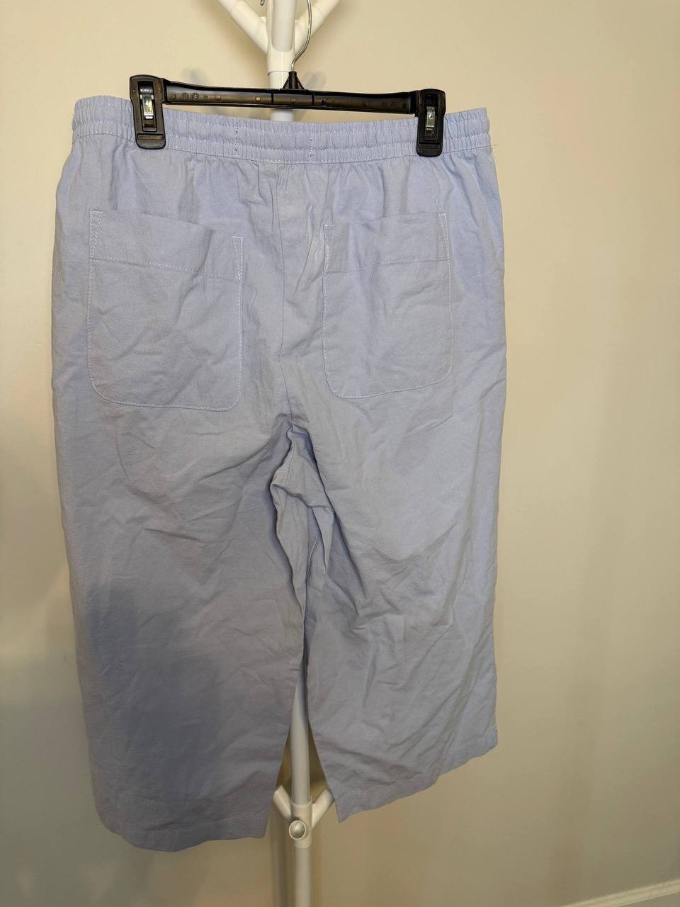 Gloria Vanderbilt Wide‑Leg Cropped Pants – Size L – NWT – $42
