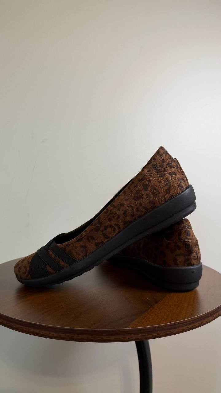 Easy Spirit Acasia Flats 8M Leopard Print Textile Slip‑On Lightweight NIBmsrp$69