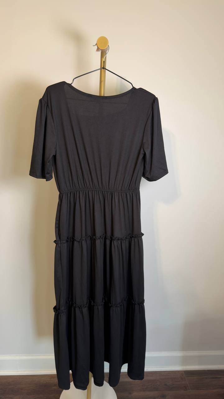 White Mark Square Neck Short Sleeve Tiered Maxi Dress Black M NWT $86