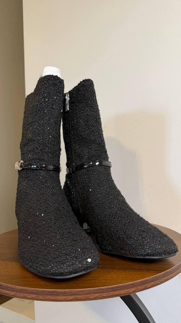 Kenneth Cole Reaction Lacey Booties 8.5M Black Fabric Square Toe NIB msrp$129