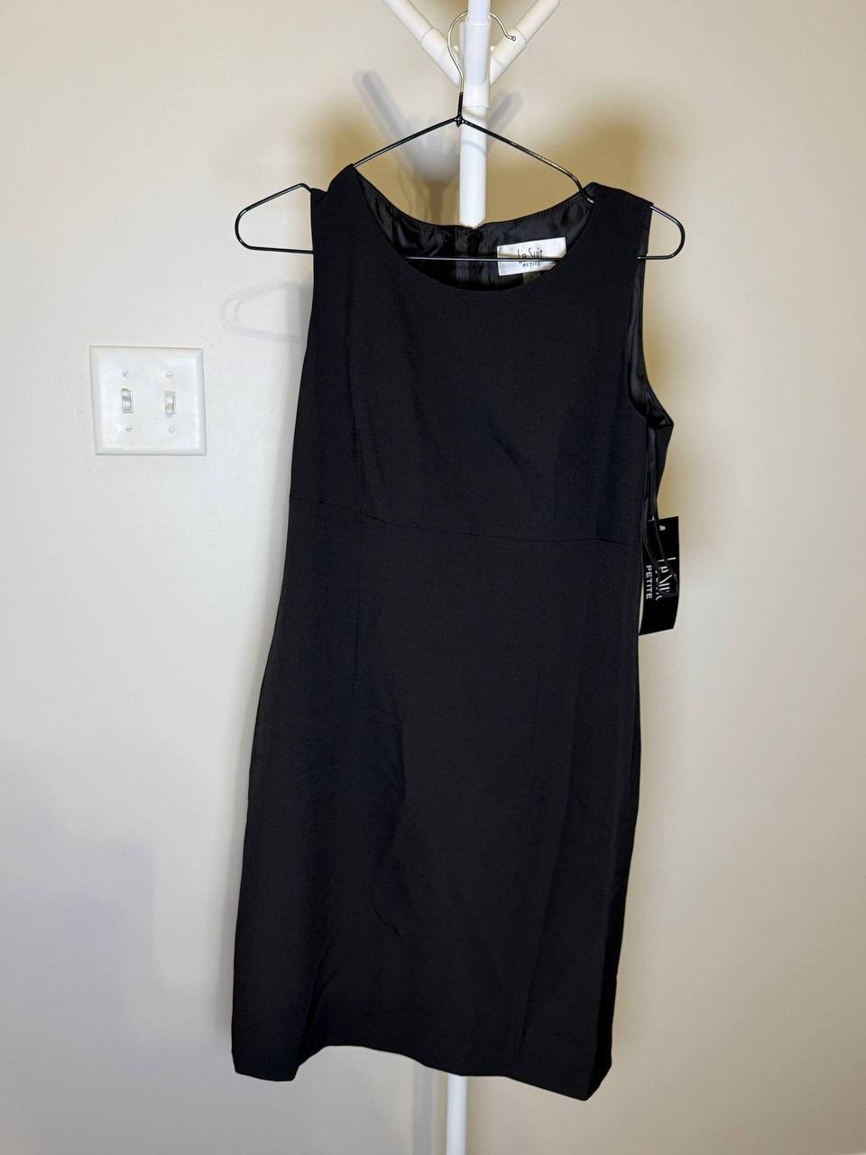 Le Suit Women’s Button Blazer Dress Suit– Black – 6P – NWT – $300
