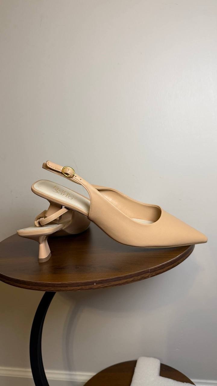 Franco Sarto Nude Slingback Pumps 8M NIB MSRP $115