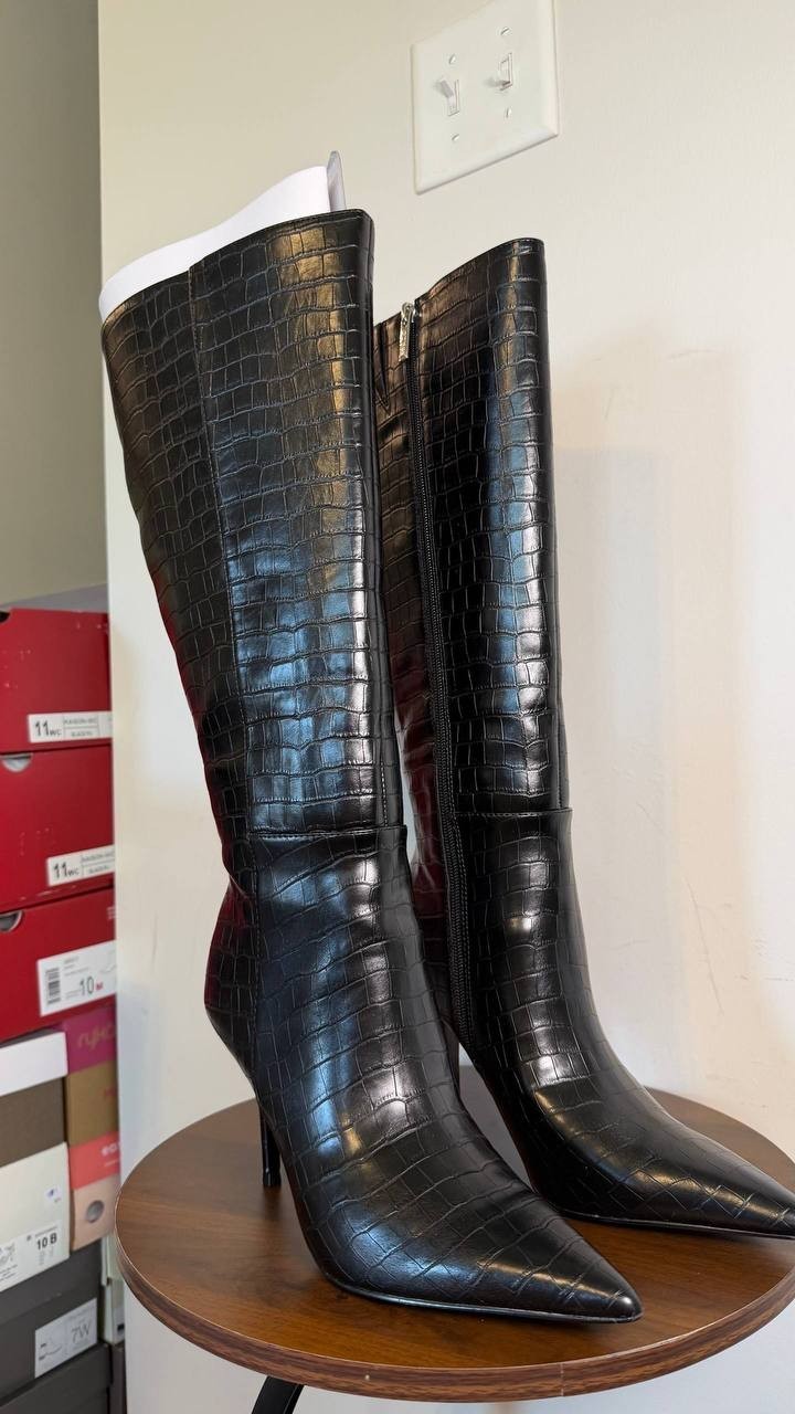 GUESS Gressa Wide Calf Knee High Pointed Toe Boots Black 8.5M Synthetic $179 NWB