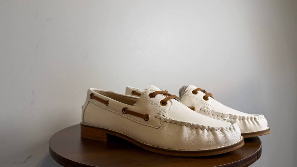 Giani Bernini Lylaa Loafers 7.5M White Leather Boat Shoe Slip‑On NIB msrp$99.50