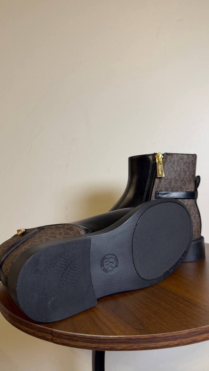 Michael Kors Brown/Black Faux Leather Block Heel Booties 5M NIB MSRP $150