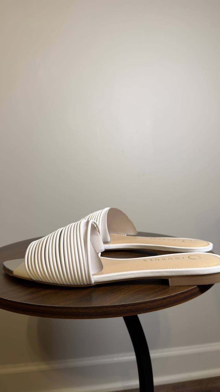 Journee Collection Slip On Sandals White 9.5 M New $65.00