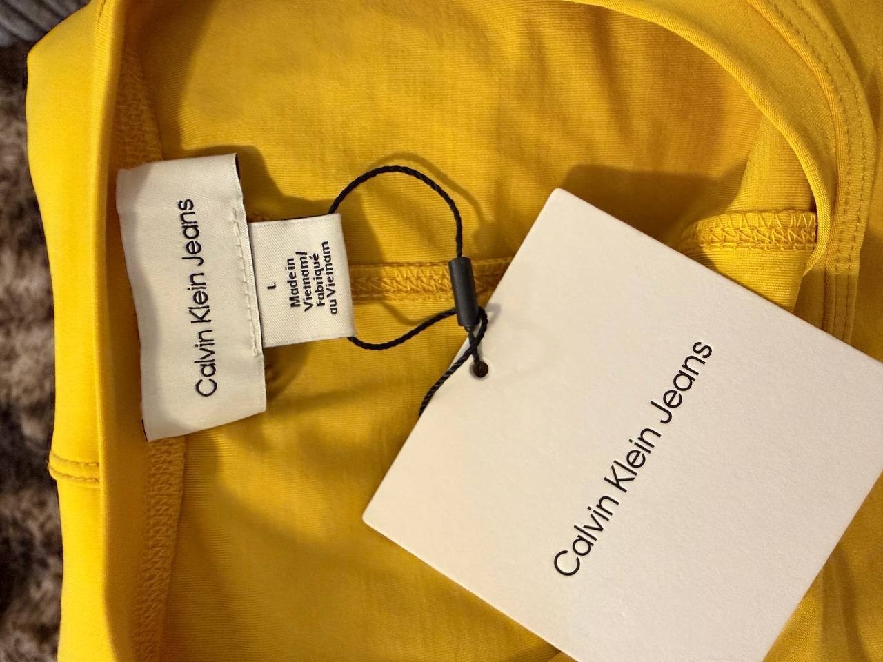 Calvin Klein Lemon Amber Midi Dress – Size L – NWT