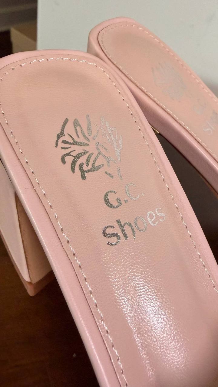 G.C. Shoes Soho Sandals 7.5 Nude Vegan Leather NIB [minor flaw] msrp$59.99