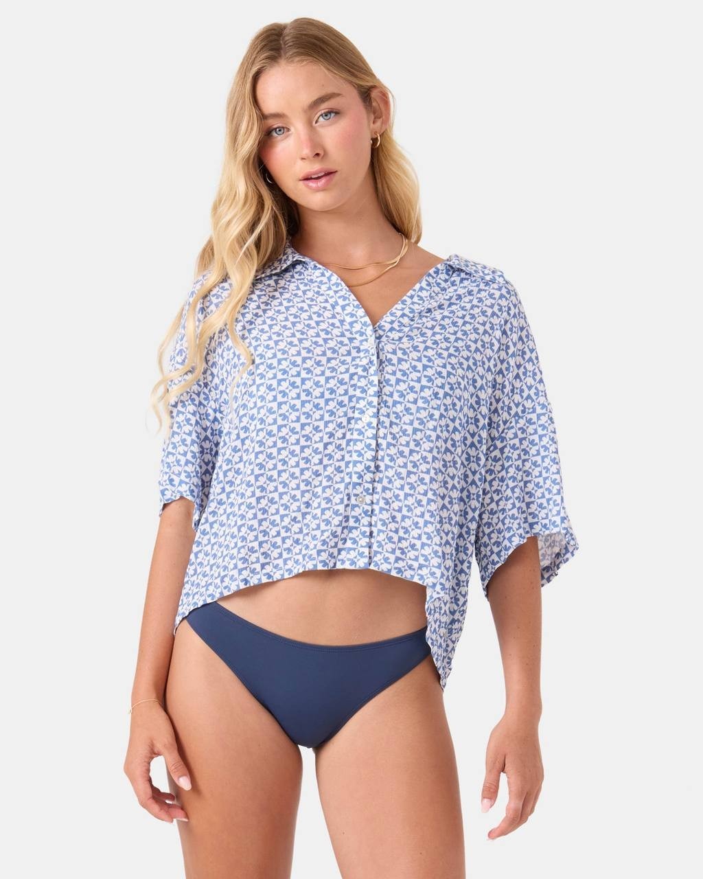 Roxy Hazy Dazy Cropped Button Up Cover Up Blue L NWT $56
