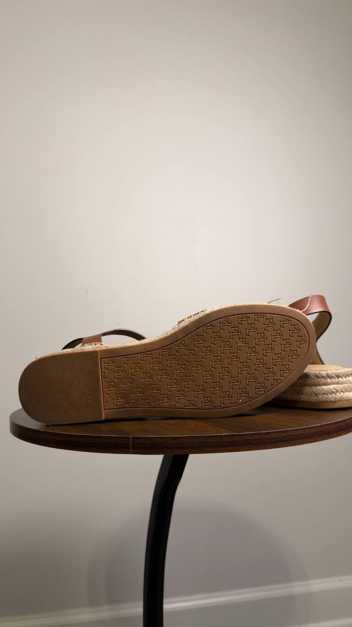 Lauren  Ralph  Lauren   Espadrilles  Sandals  Lauren  Tan  7.5  B  Pre‑owned 