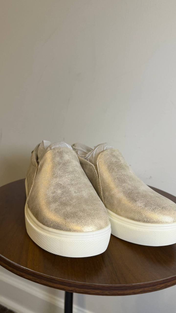 Dr. Scholl’s Light Gold Faux Leather Slip‑On Sneakers 6M NIB $80