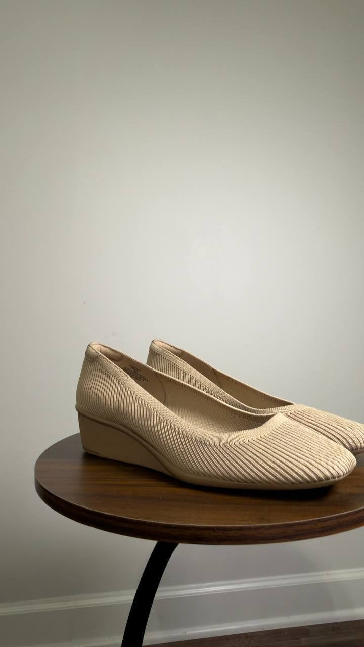 Anne  Klein  Wedge  Pumps  Tan  Knit  10M  New  $75