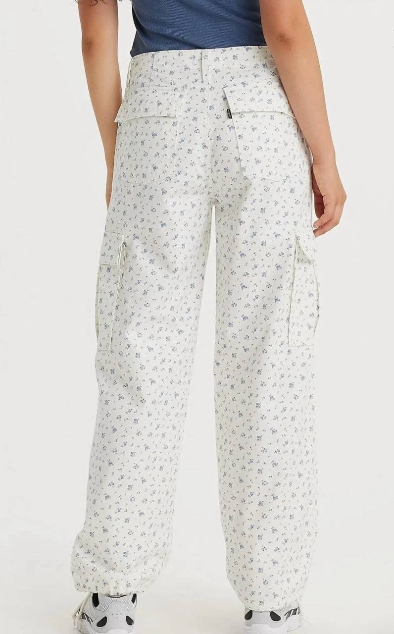 Levi's 94 Baggy Cargo Pants High Rise Wide Leg Women Size 27 Cotton Twill