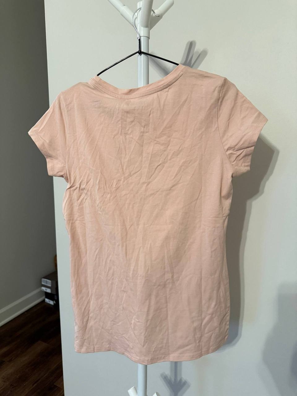 GUESS Embellished Logo T‑Shirt –Pink– Size L/G – NWT – $39