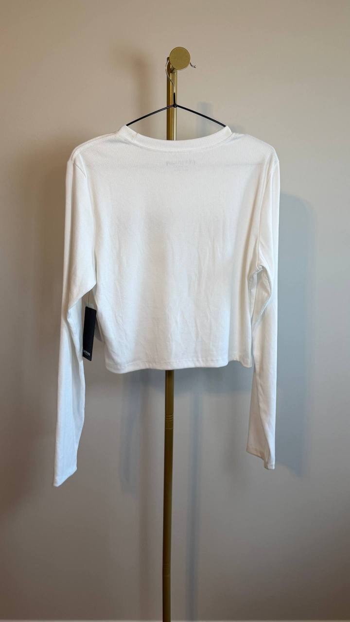 True Religion Women’s Western Logo Rib Baby Tee White Size L  NWT $69