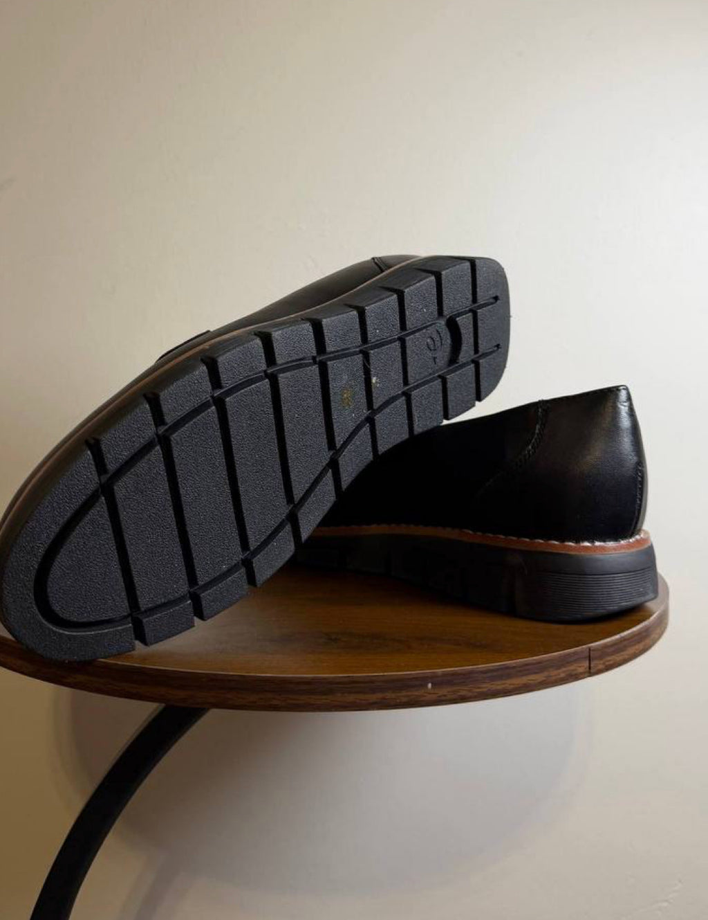 Easy Spirit Velia Loafers 9.5M Black Leather Slip‑On Comfort NIB msrp$89
