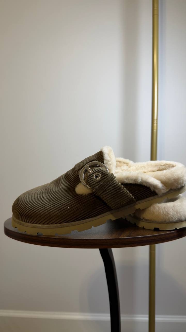 Stuart  Weitzman  Shearling  Clogs  Smokey  Taupe  5  New  $475
