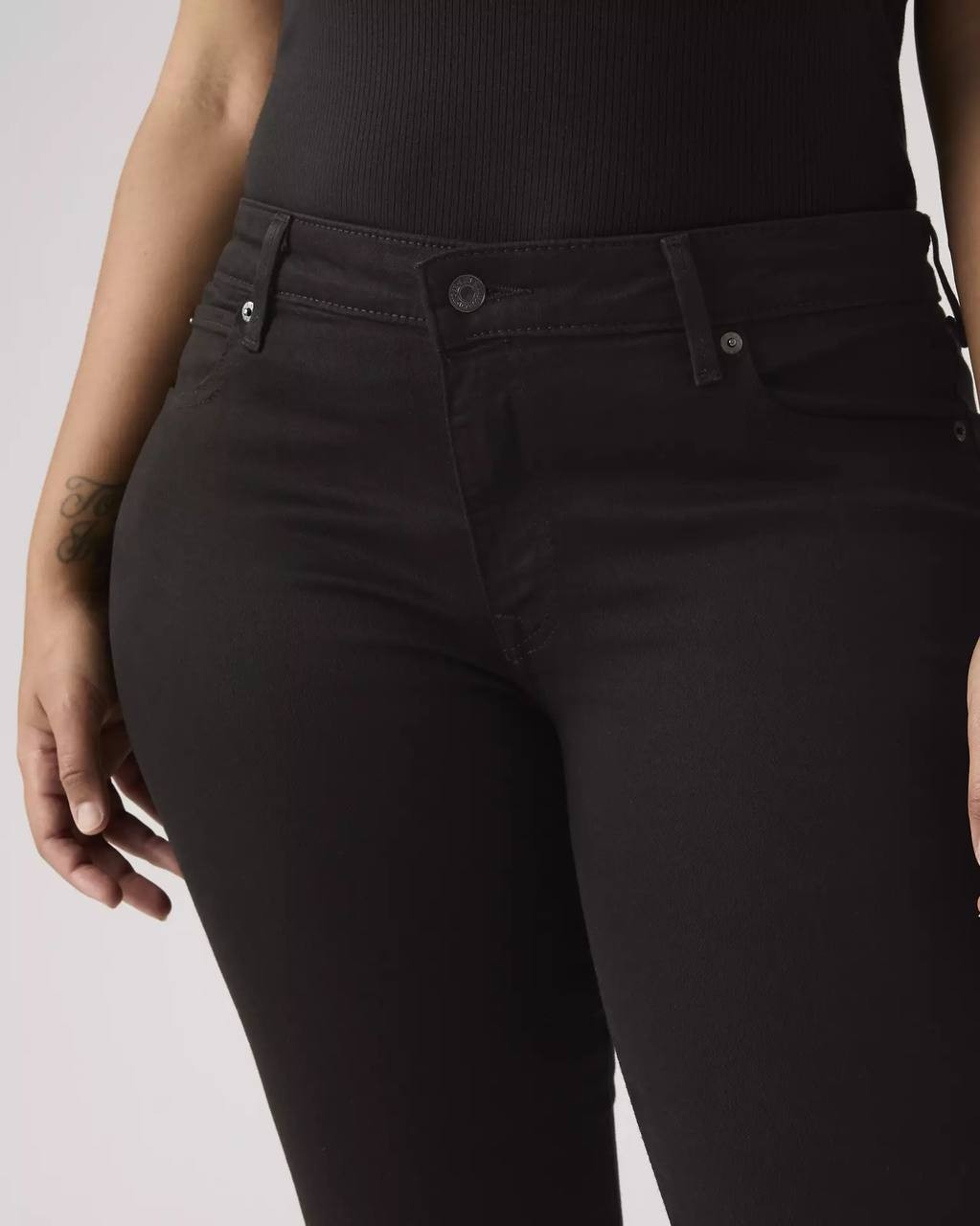 Levi’s 711 Skinny Women’s Jeans Black 24W NWT $69.50