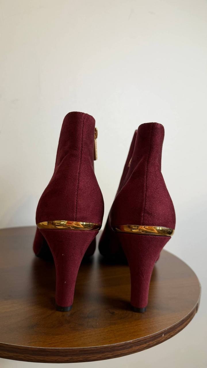 Anne Klein Annabelle Notch Ankle Dress Booties Burgundy 9M Heeled Booties NWB