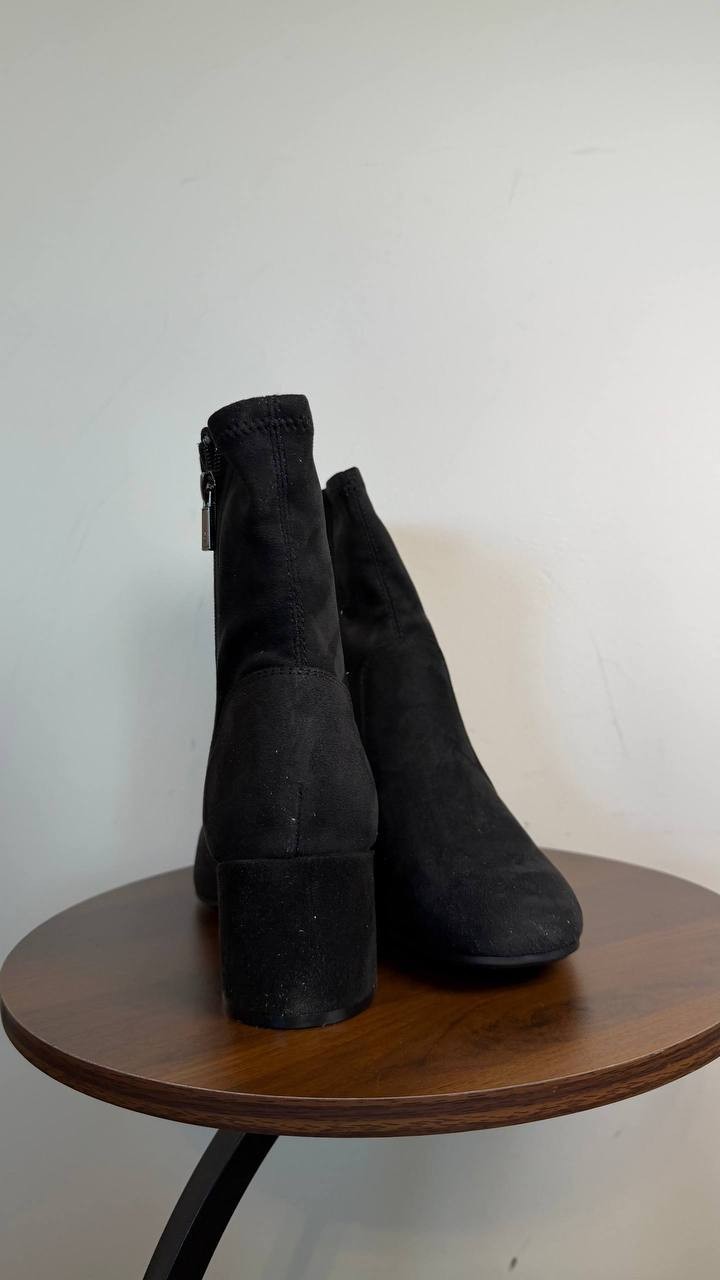 Kenneth Cole Reaction Roxy Dress Booties Black 9.5M Block Heel $99 NWB