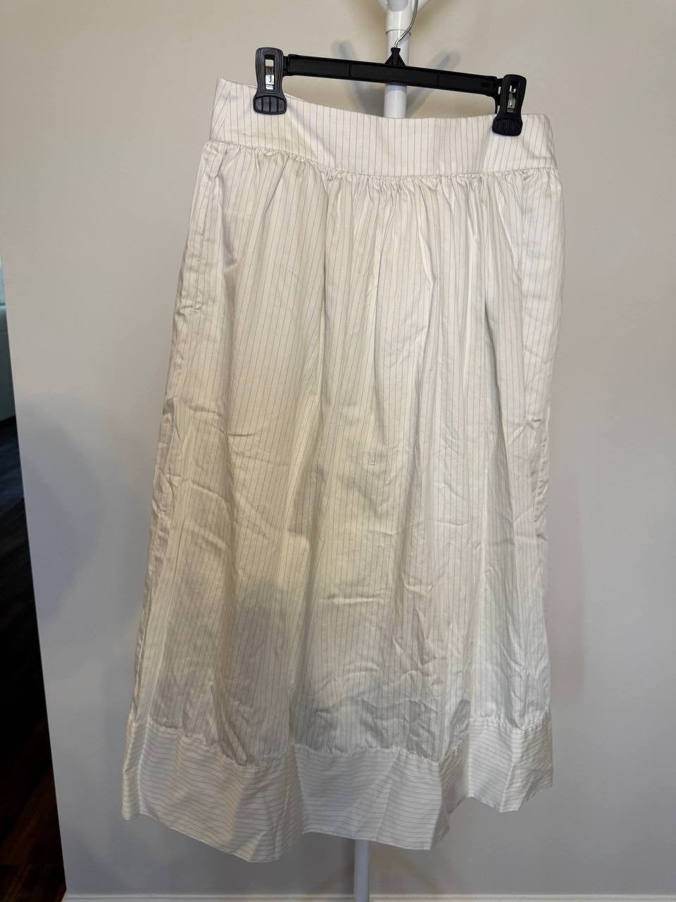 GUESS 1981 Coated Skinny Jeans – Size 25 RG – NWT – $128