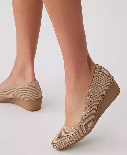 Anne  Klein  Wedge  Pumps  Tan  Knit  10M  New  $75