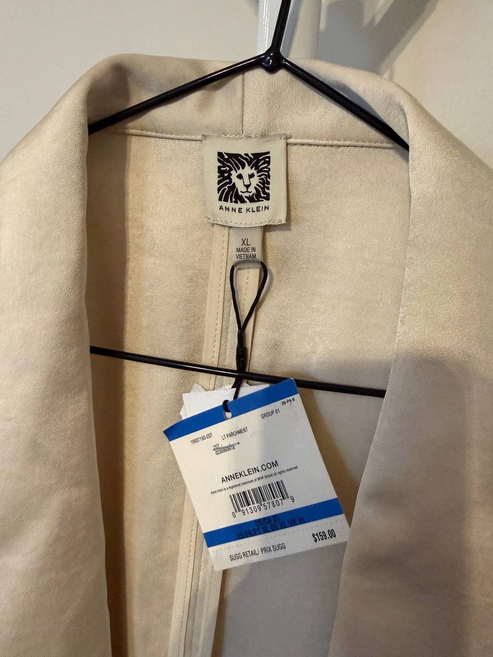 Anne Klein Ruched‑Sleeve Satin Blazer – Light Parchment – Size XL – NWT – $159