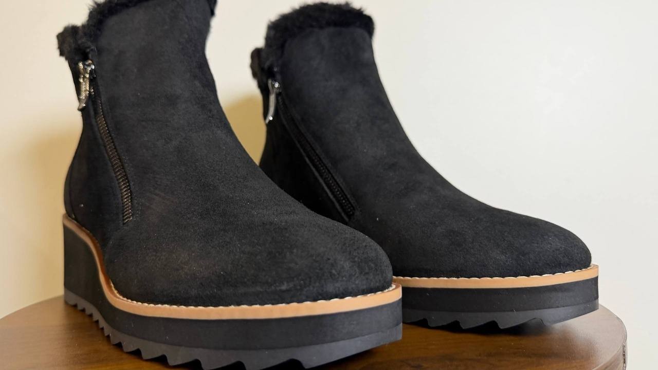 Easy Spirit Ankle Booties 9M Black Suede Comfort New in Box