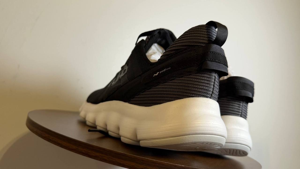 Ryka PodFlow Walking Sneakers 11M Black Mesh Lace‑Up Arch Support NIB msrp$89.99