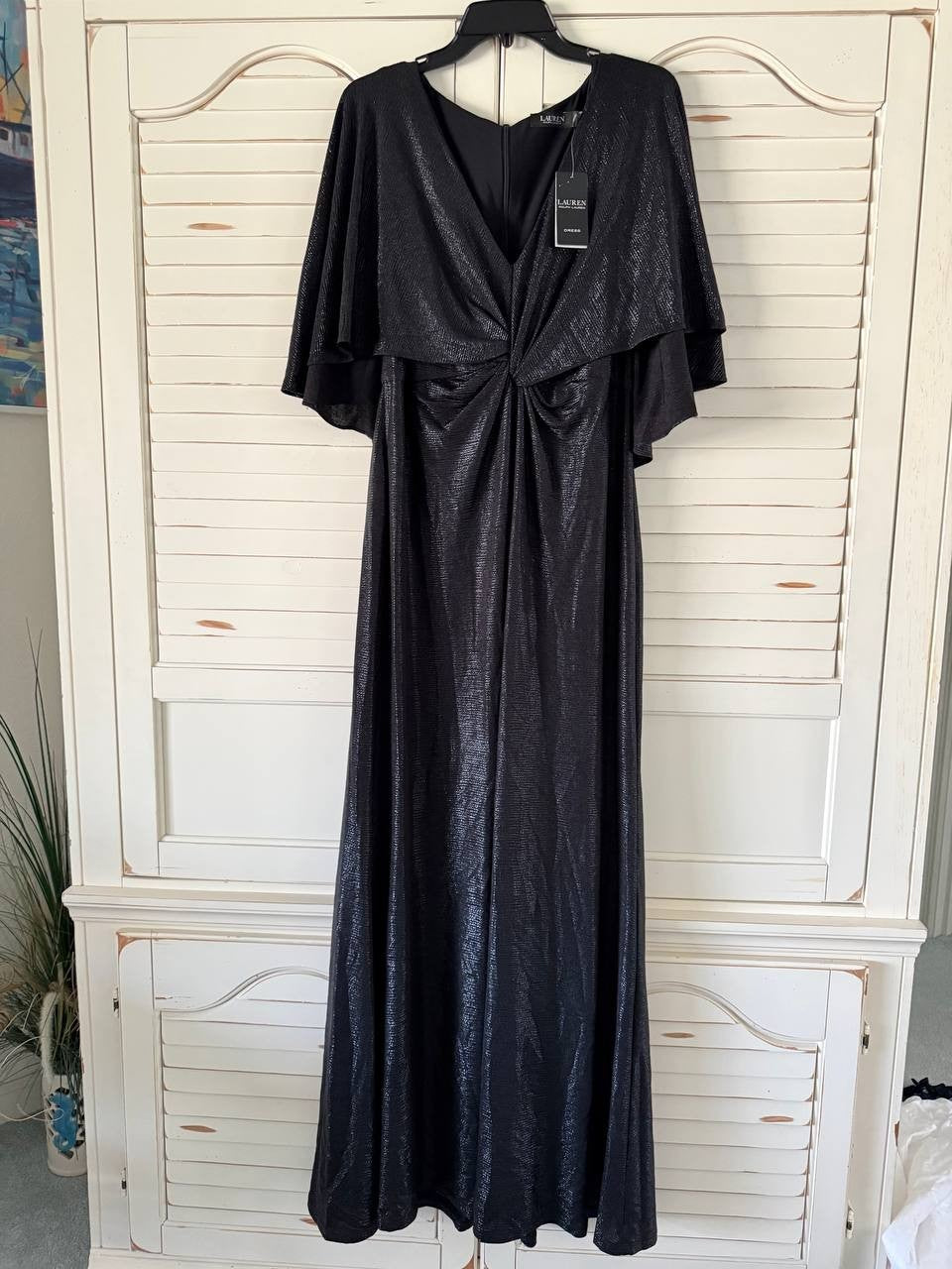Lauren Ralph Lauren Cape Gown – Size 16 – NWT – Black Twist-Front Sleeveless