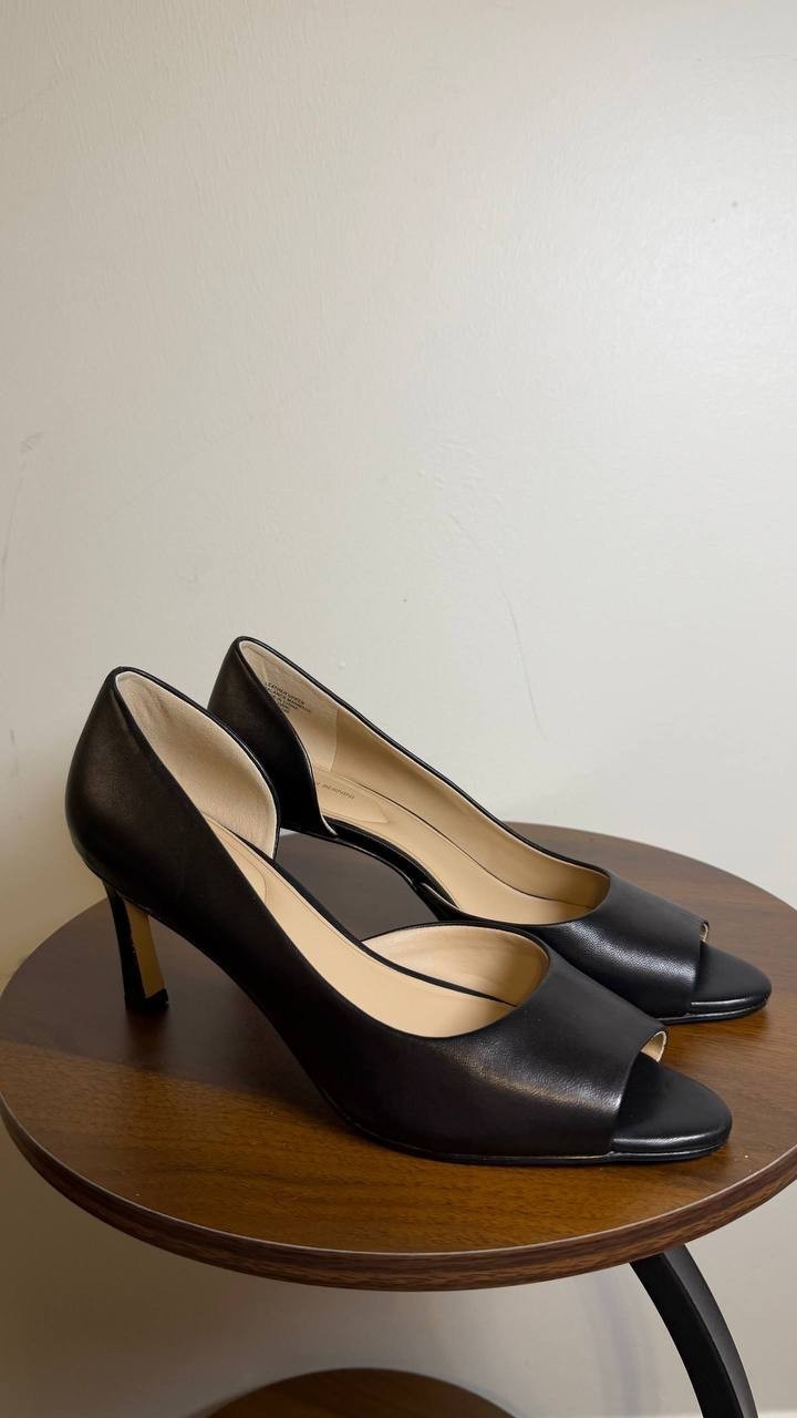Giani Bernini Valorr Pumps 8M Black Leather Peep Toe d’Orsay NIB msrp$89.50
