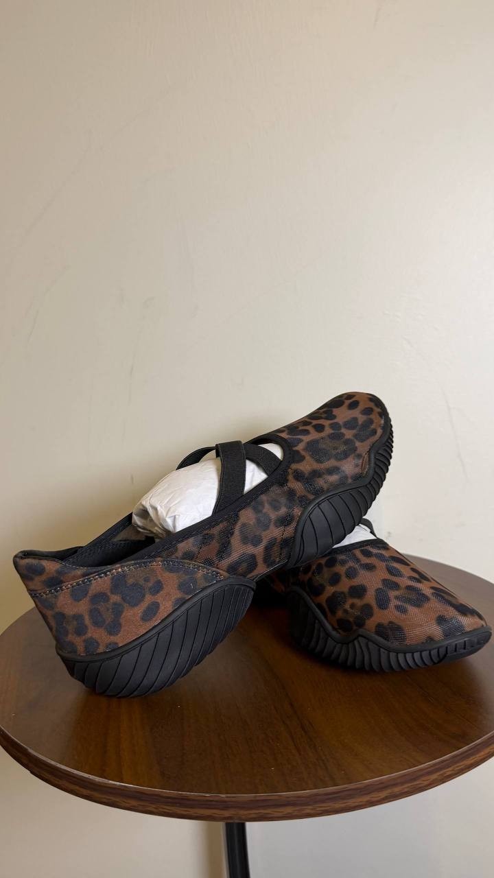 Steve Madden Women’s Vador Crossband Mary‑Jane Sneaker Flats Leopard Mesh 8 NIB