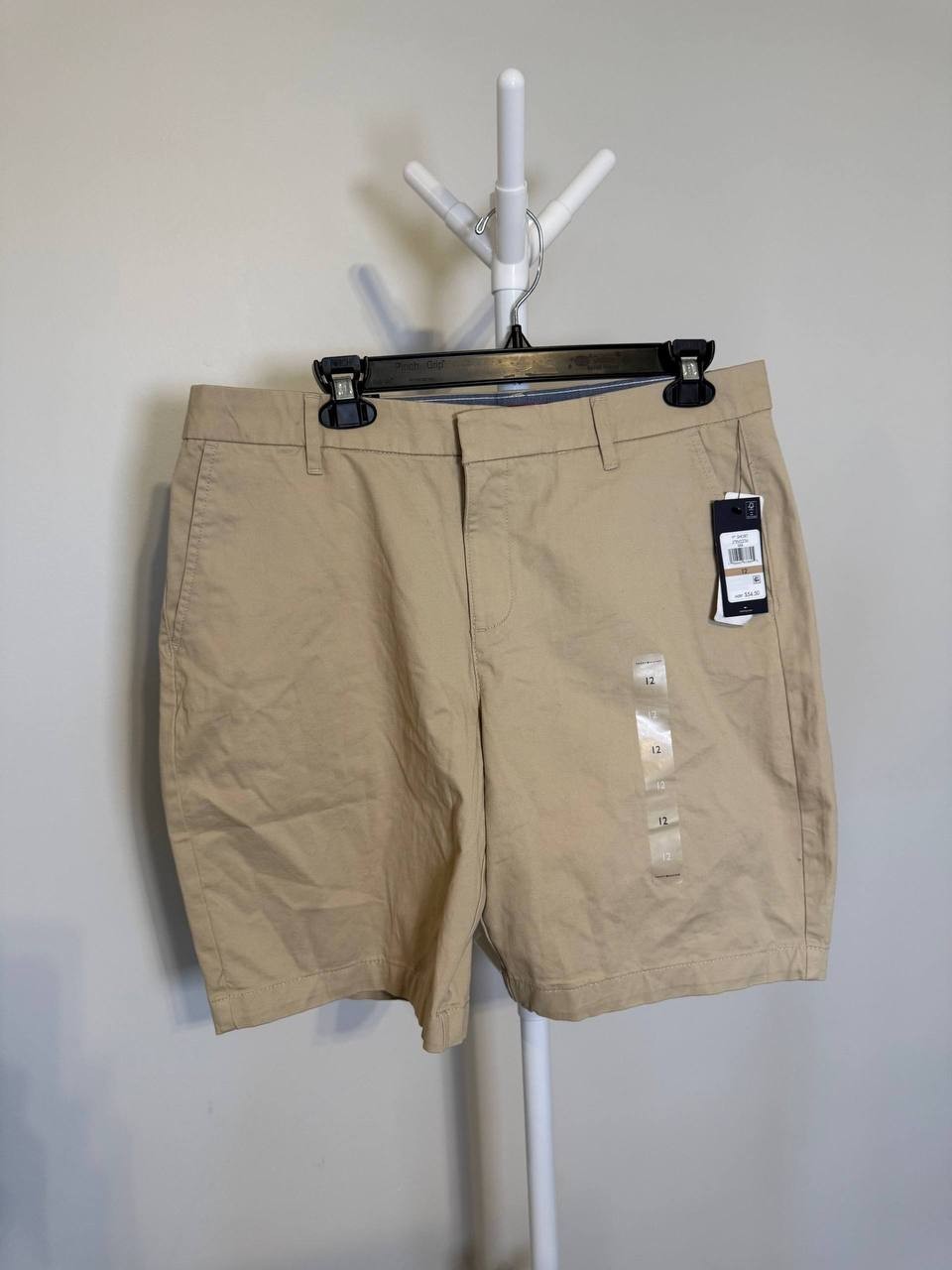 Tommy Hilfiger Women’s Shorts – Size 12 – NWT – $54.50