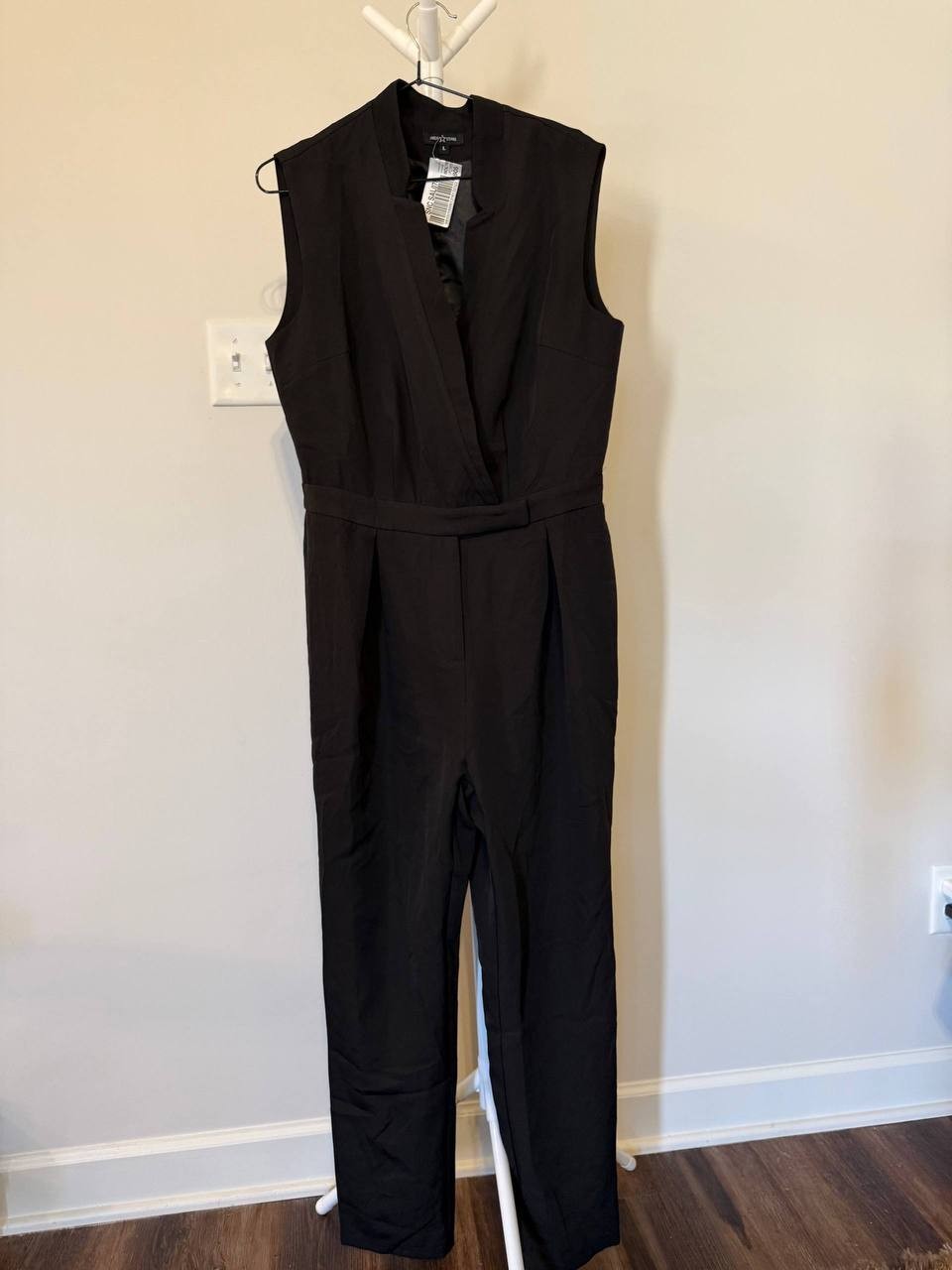 Area Stars Chantal Sleeveless Crepe Jumpsuit – L – Black – NWT – $59.99