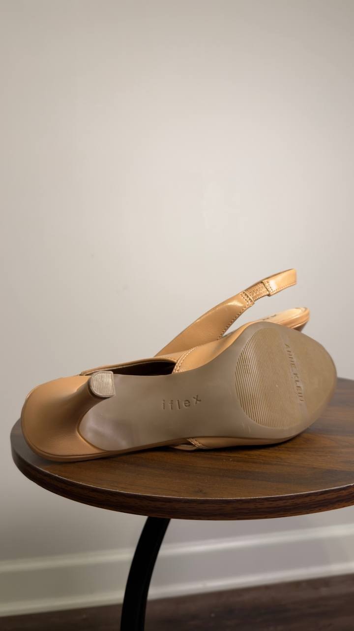 Anne  Klein  Pumps  Tan  Crinkle  8.5M  New  $95