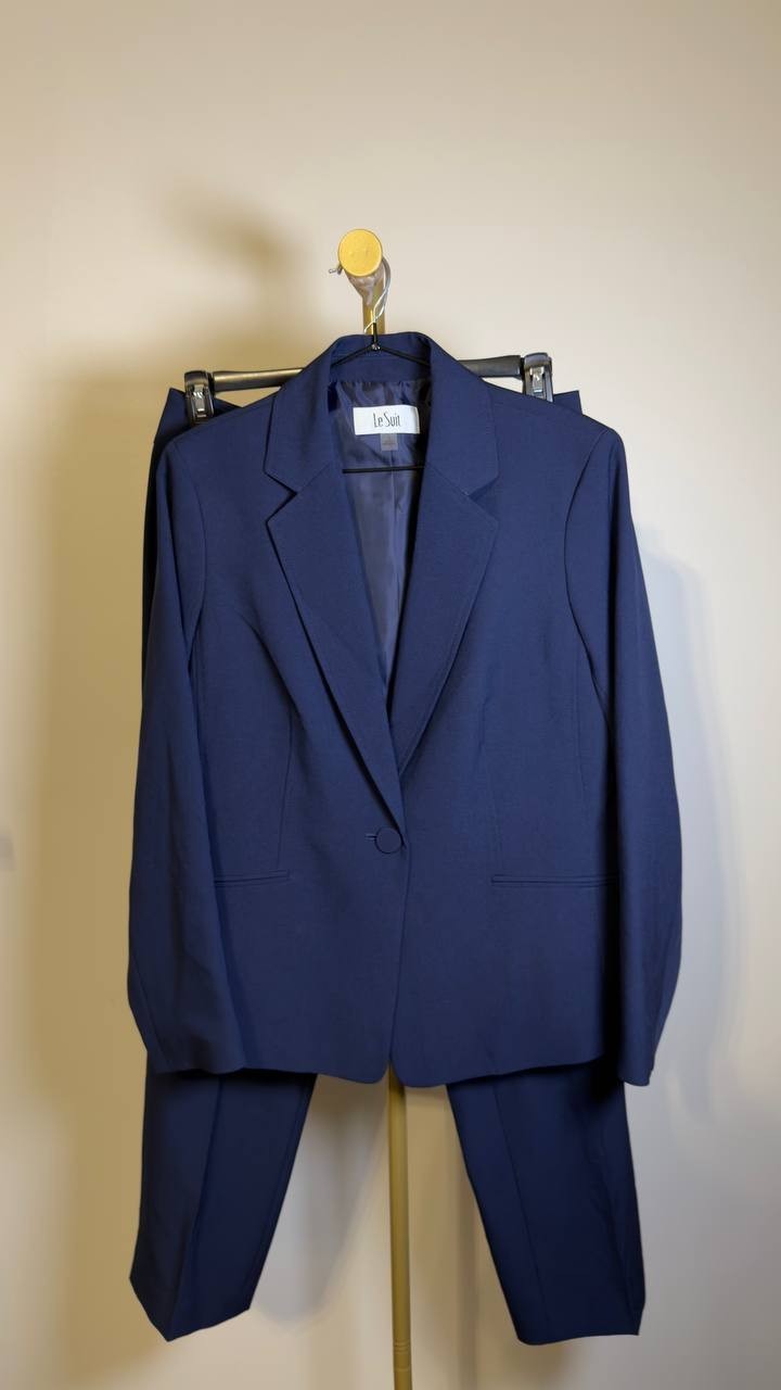 Le Suit Crepe One‑Button 2‑Piece Pantsuit Indigo 10 NWOT $149
