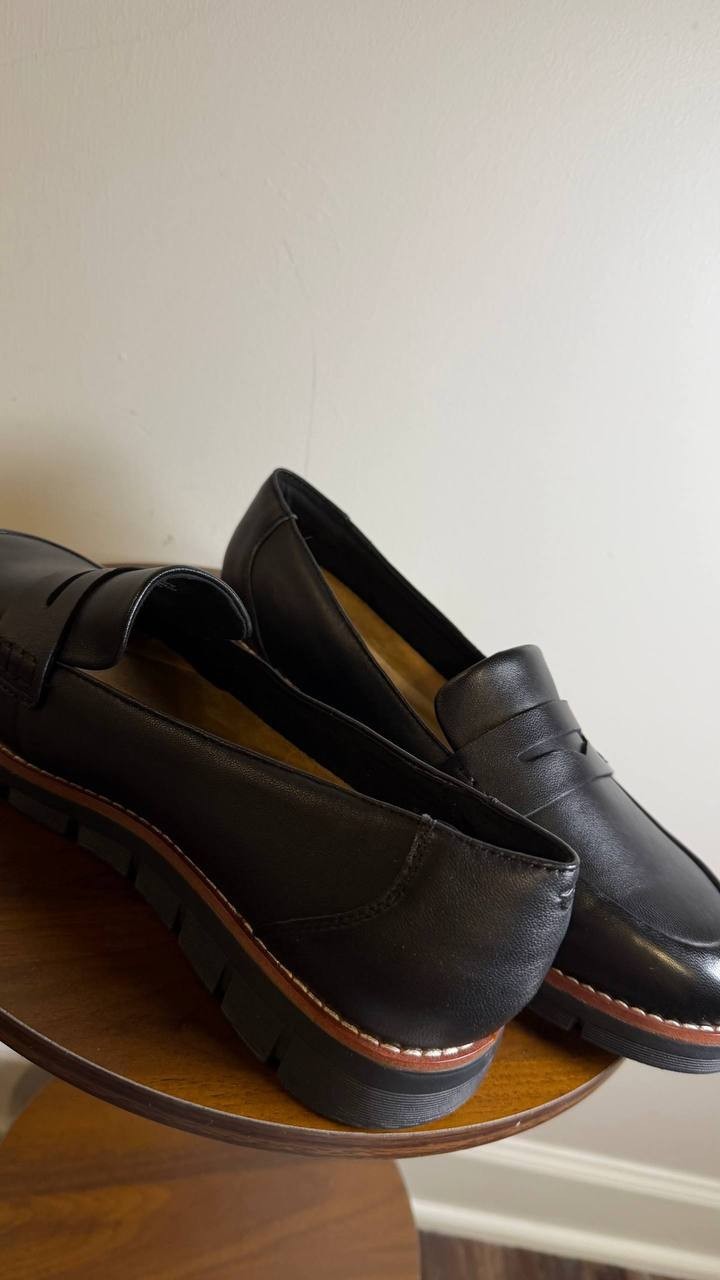 Easy Spirit Velia Loafers 9.5M Black Leather Slip‑On Comfort NIB msrp$89
