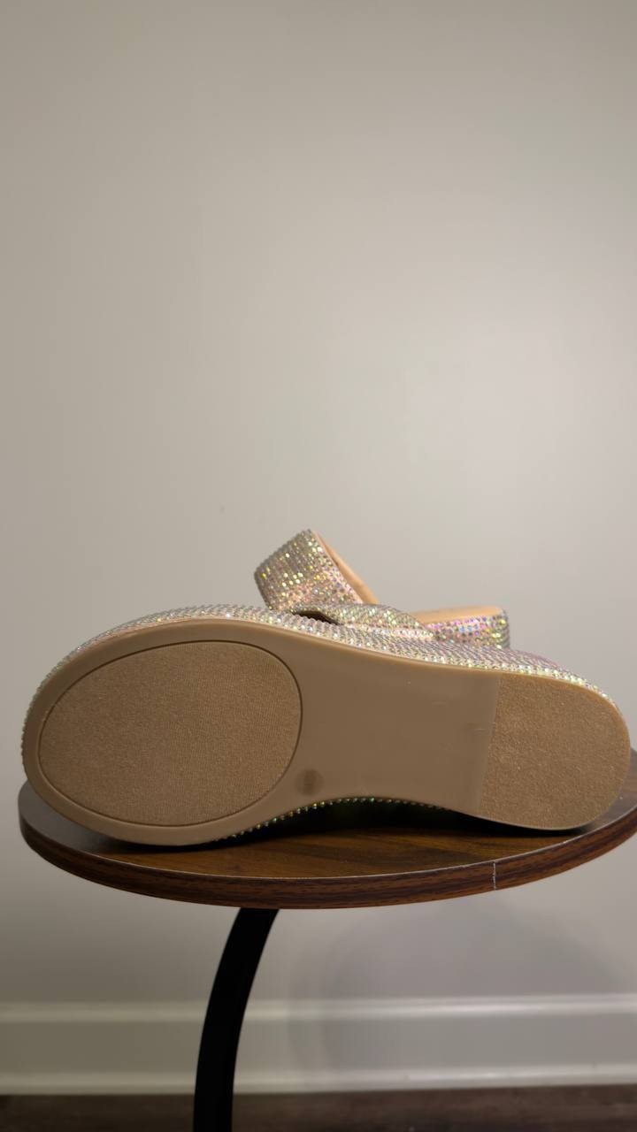 Wild  Pair  Wedge  Sandals  Bling  8.5M  New  $79.50