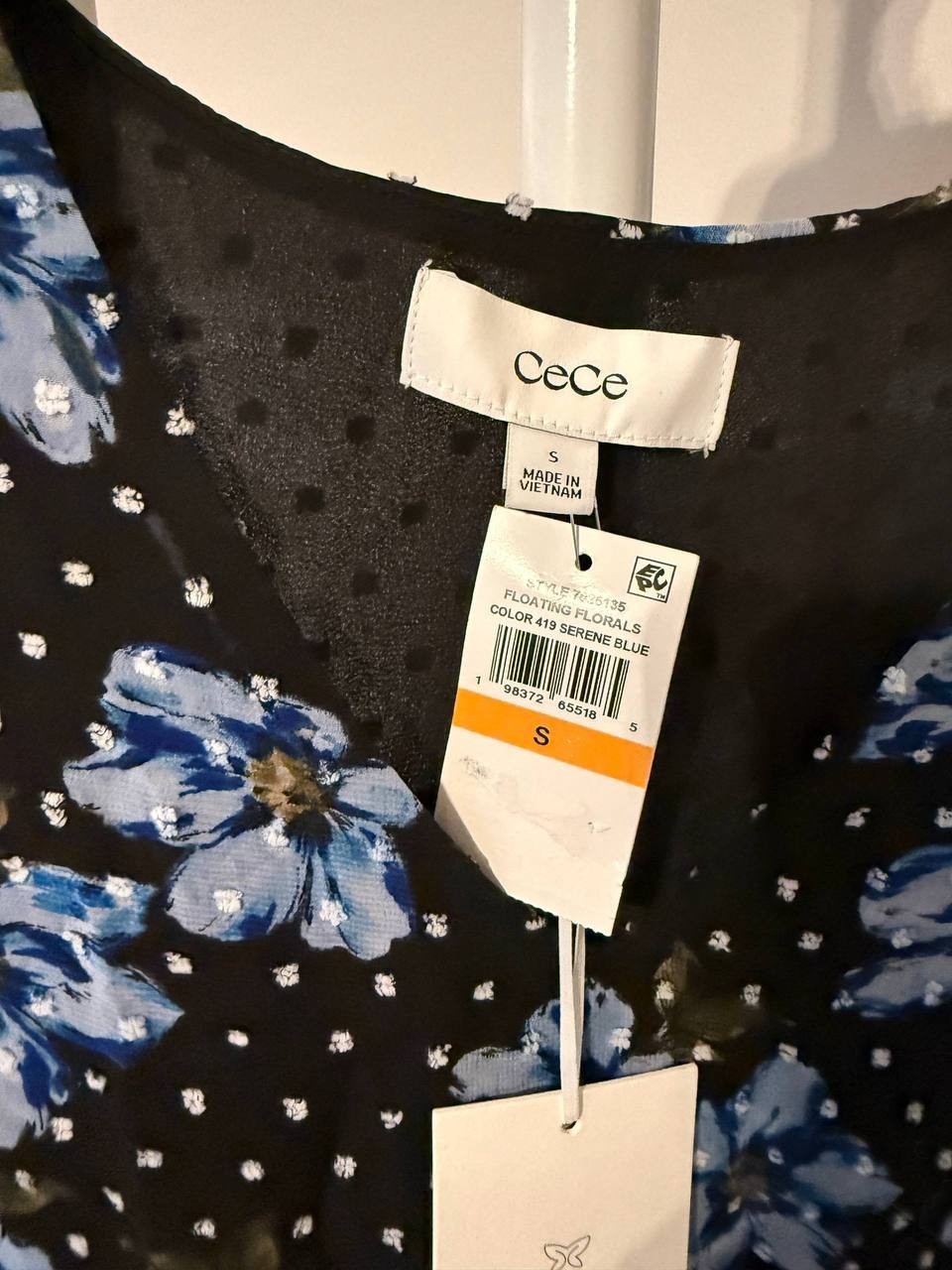 CeCe Print Ruffle‑Cuff Top – Blue Floral – Size S – NWT – $59