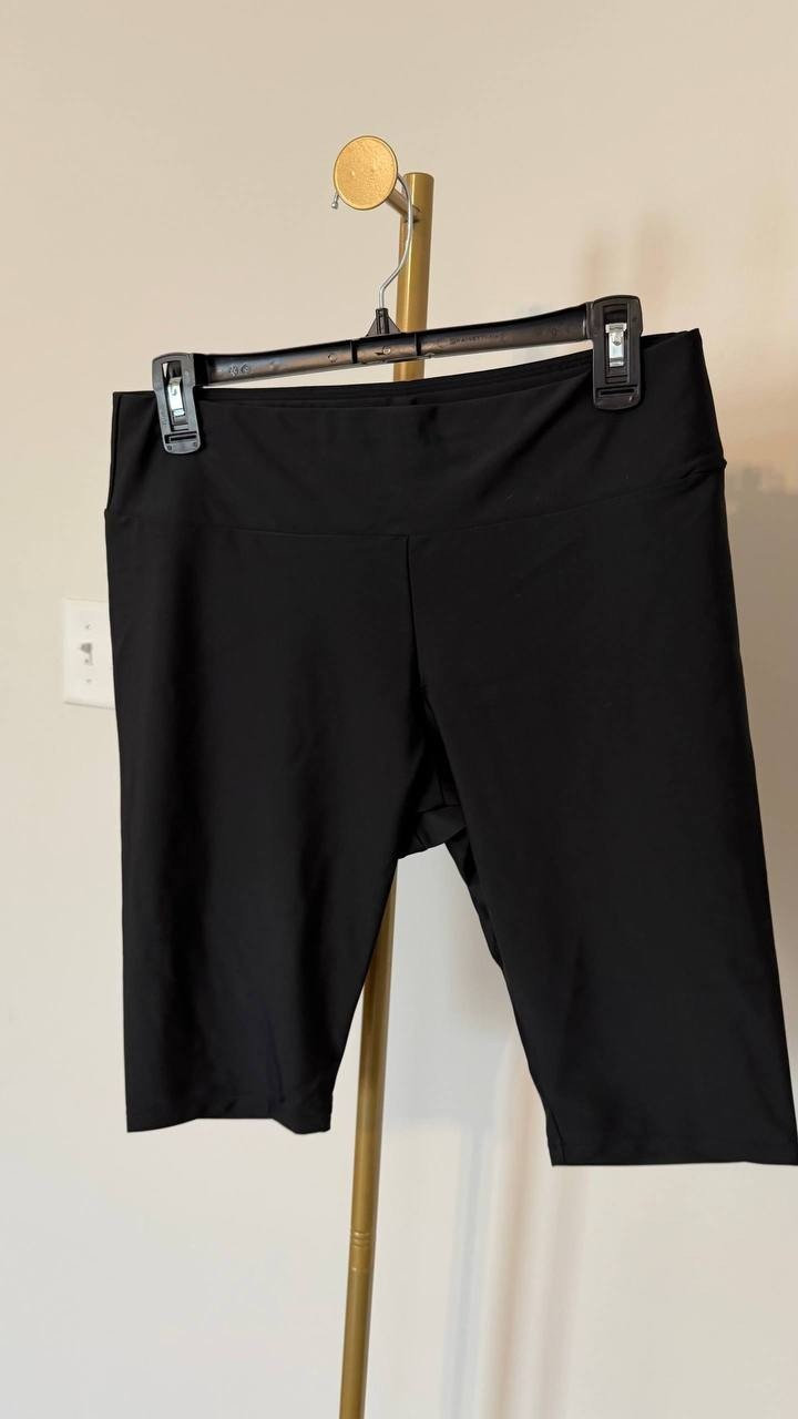 Calypsa by ModLi Long Bike Swim Shorts Size L NWT Black Swim Bottoms msrp$59.95