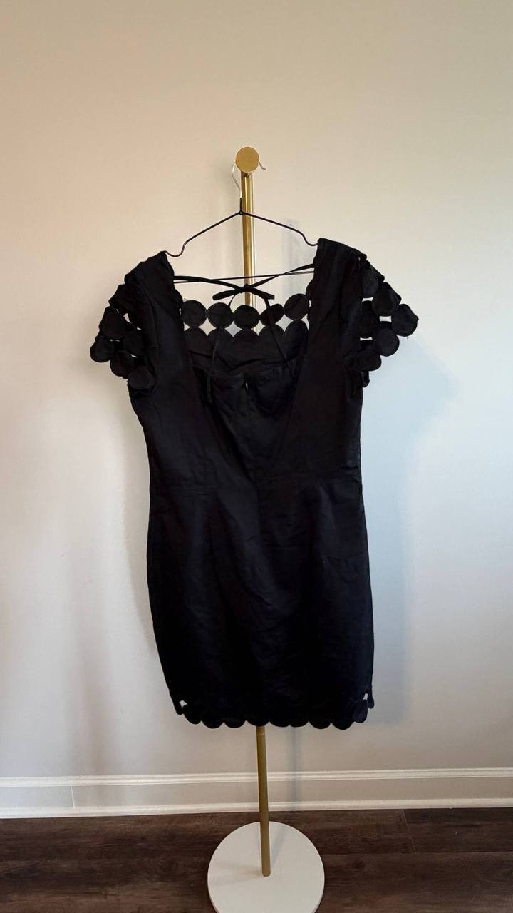 Vince Camuto Square‑Neck Cutout Shift Dress Black 8 NWOT $178