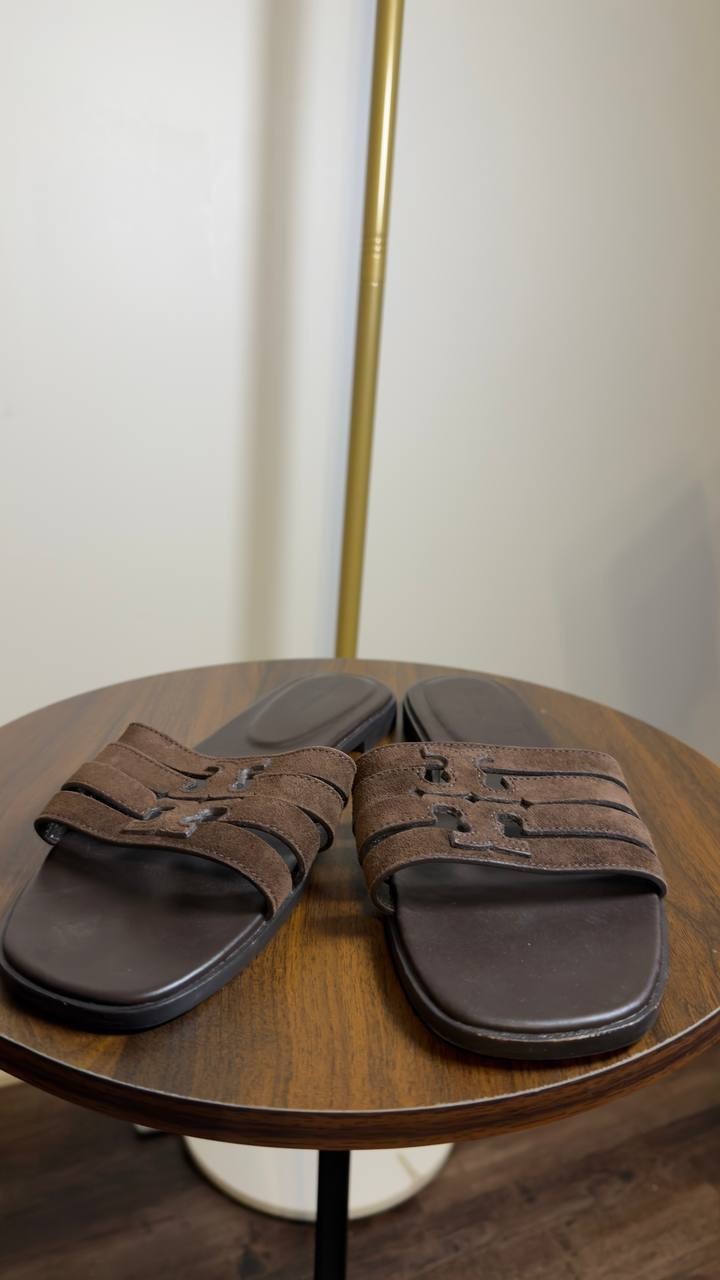 Tory  Burch  Slide  Sandals  Dark  Cocoa  9  Pre‑Owned  $225