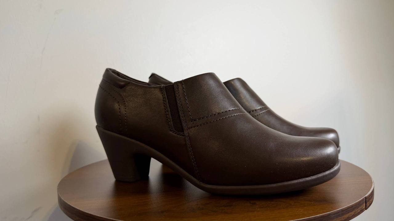 Easy Spirit Caine Booties 8W Dark Brown Side‑Zip Round Toe NIB msrp$95