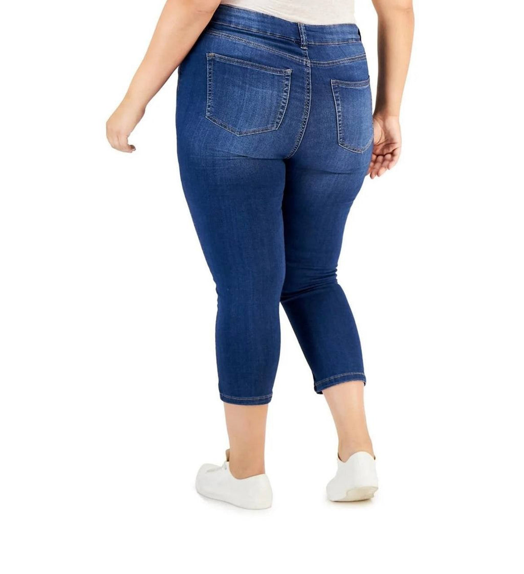 Celebrity Pink Plus Size Capri Skinny Jeans Mid Rise Blue Wash 22 Denim