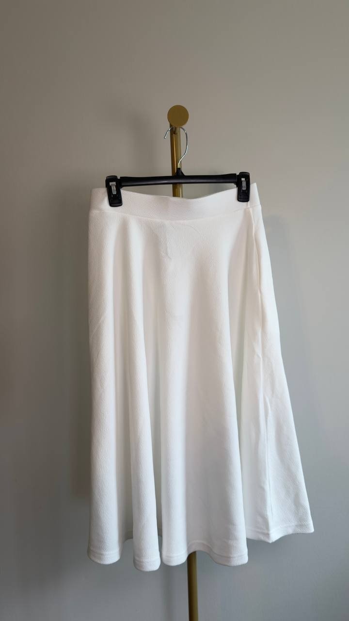 White Mark Flared Midi Skirt with Pockets White M NWT $49